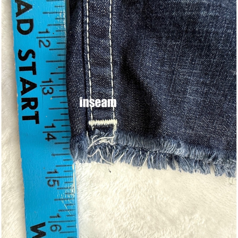 True Religion Shorts Mens 36 Denim Y2K Straight Cut Off W Flaps Frayed Raw Indie - Picture 7 of 8
